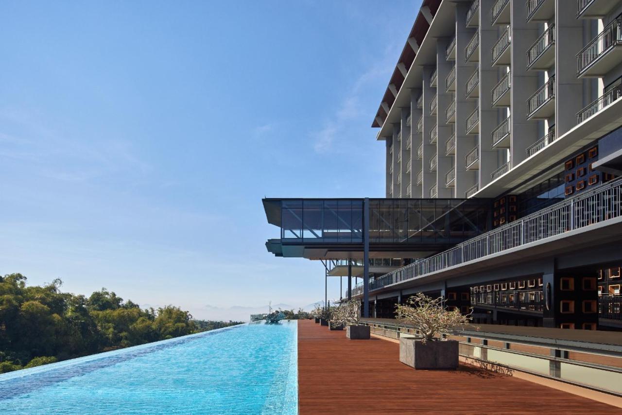 The Gaia Hotel Bandung Lembang Exteriör bild